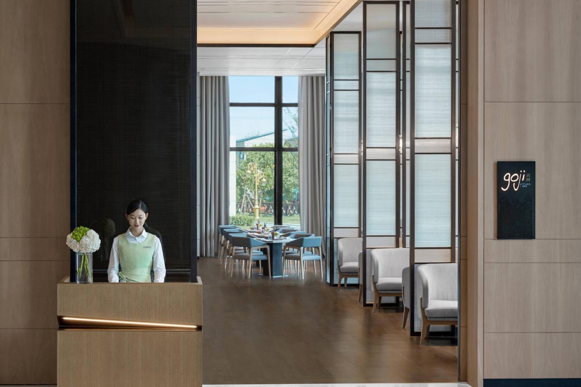 Shanghai Marriott Hotel Pudong South Nanhui Exterior photo